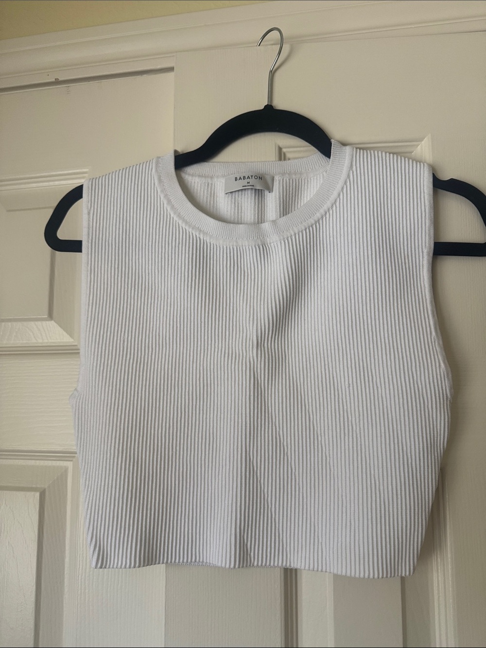 Babaton White Ribbed Cropped Crew Tank